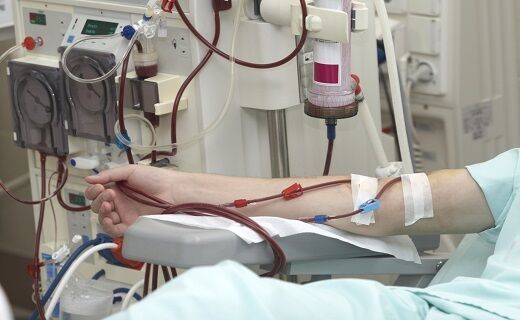 پنج دستگاه دیالیز جدید به بیمارستان شهدای خلیج فارس بوشهر تحویل شد